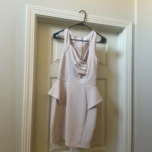 Women’s dress size small
